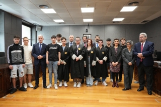Alumnos del urso 2023-2024 en el programa “Educar en Justicia” que tiene por objetivo acercar la Justicia y su funcionamiento al alumnado de Secundaria, Bachillerato y FP